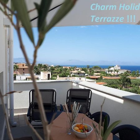 Charm Holiday Terrasini Zewnętrze zdjęcie
