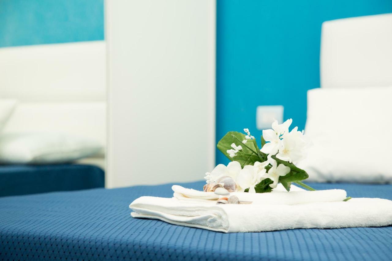 Charm Holiday Terrasini Zewnętrze zdjęcie