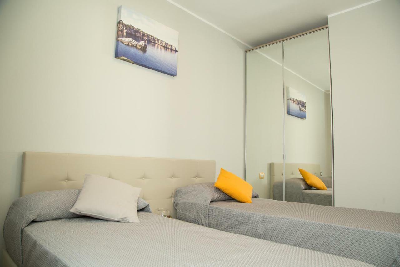 Charm Holiday Terrasini Zewnętrze zdjęcie