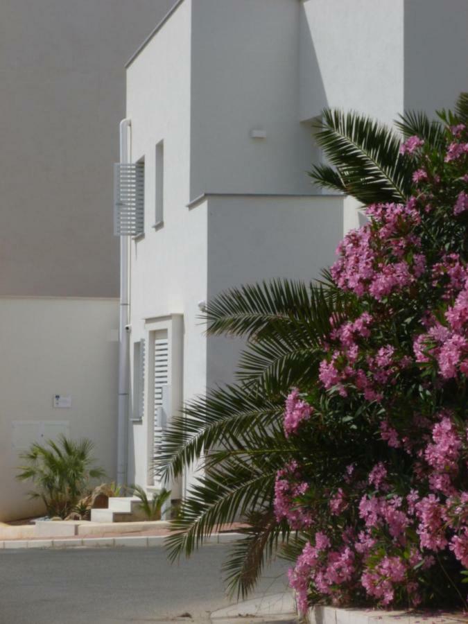 Charm Holiday Terrasini Zewnętrze zdjęcie