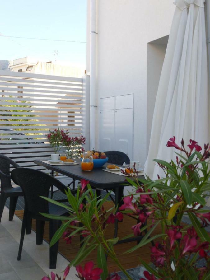 Charm Holiday Terrasini Zewnętrze zdjęcie