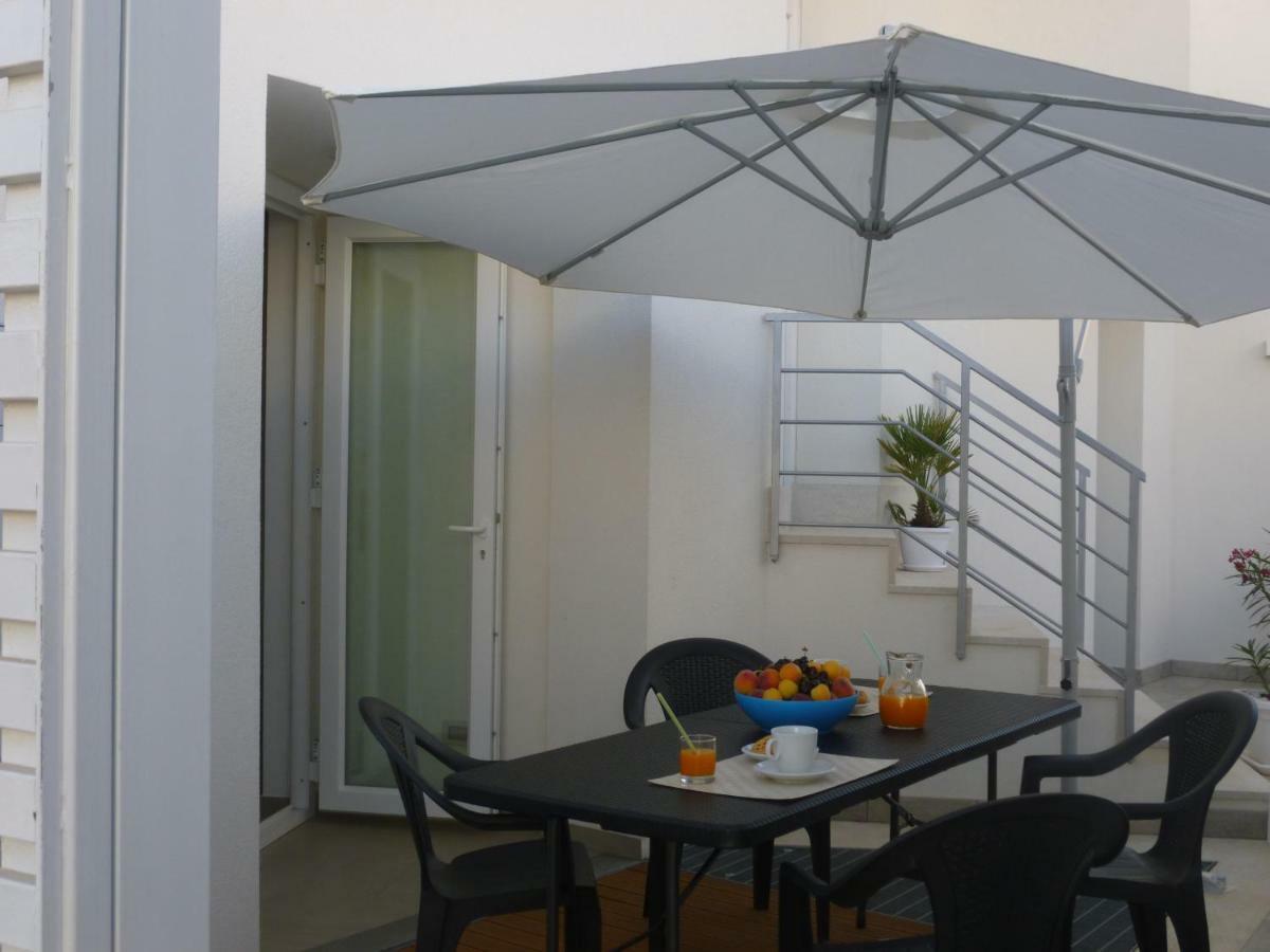 Charm Holiday Terrasini Zewnętrze zdjęcie