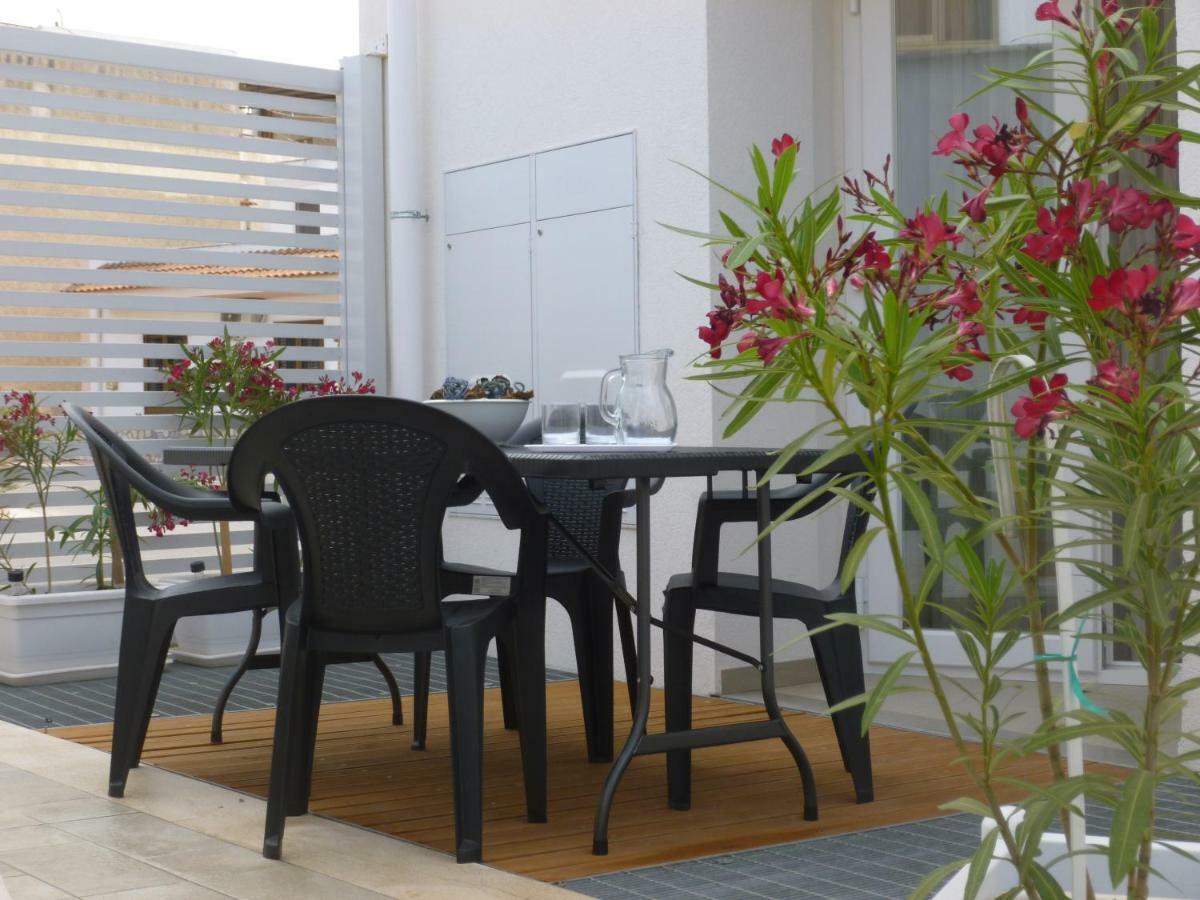 Charm Holiday Terrasini Zewnętrze zdjęcie
