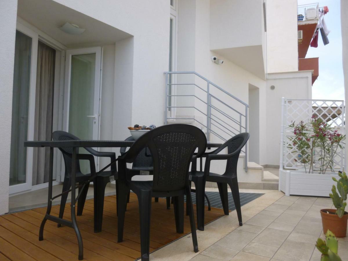 Charm Holiday Terrasini Zewnętrze zdjęcie