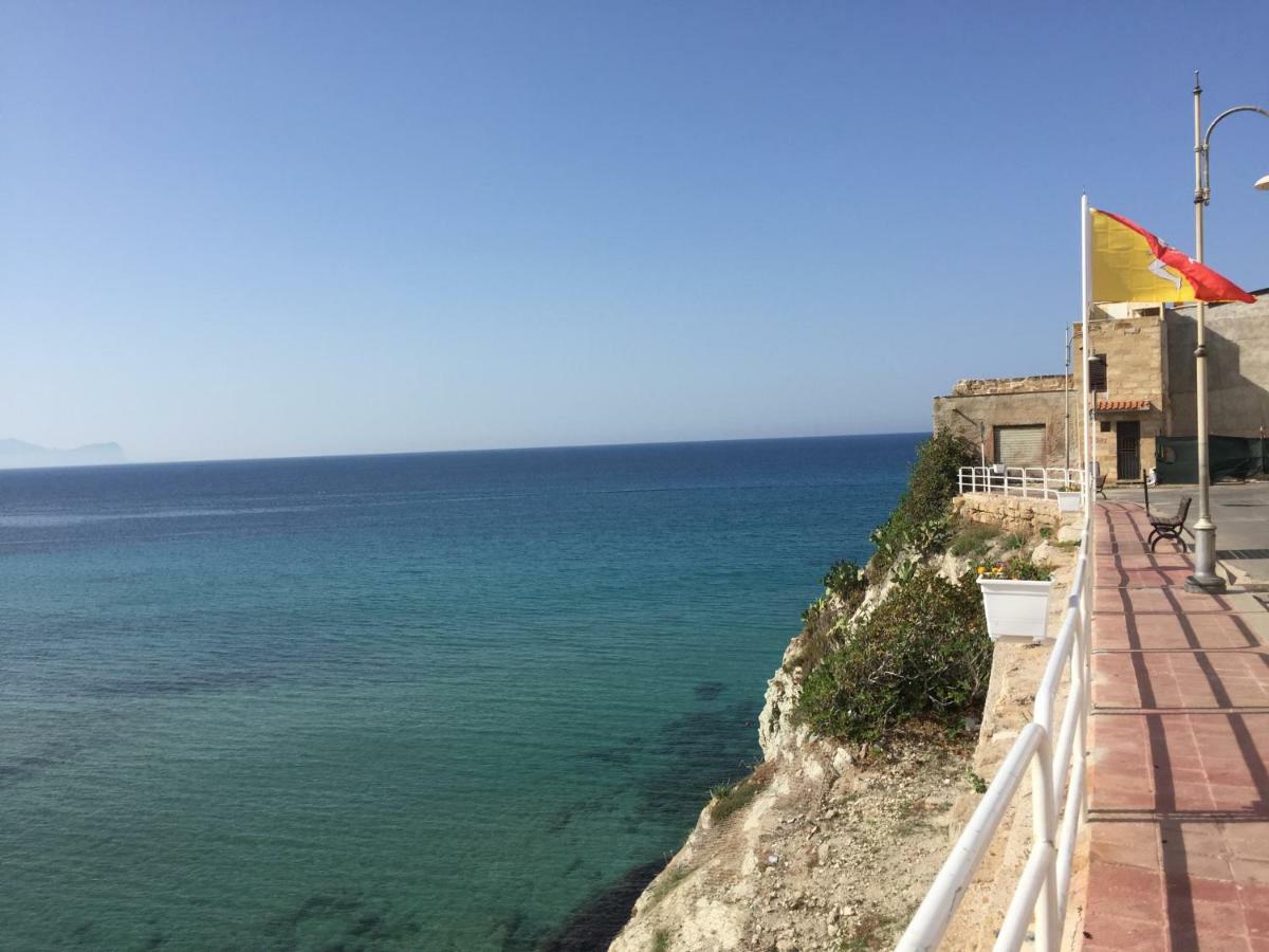 Charm Holiday Terrasini Zewnętrze zdjęcie